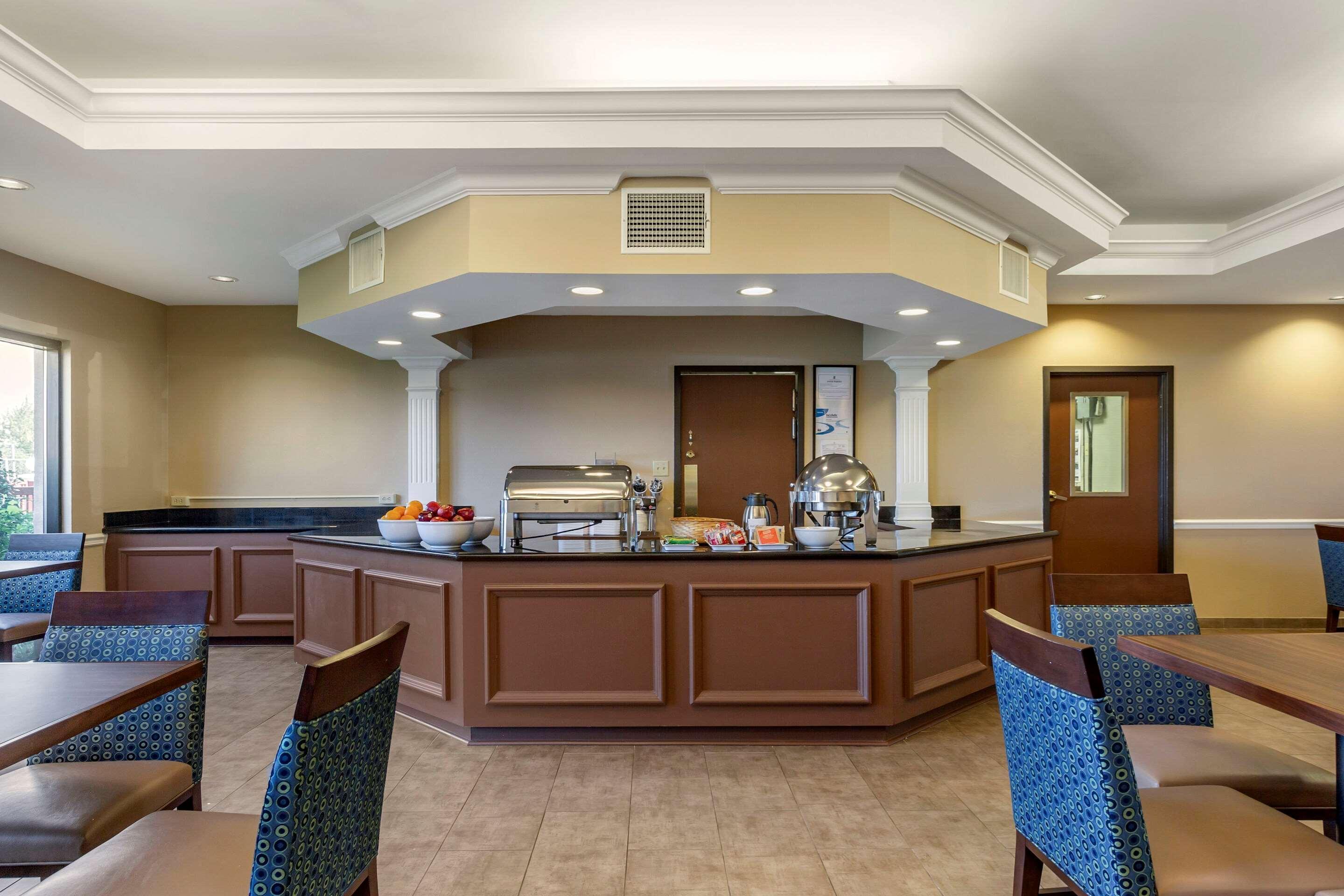 Comfort Suites Southaven I-55 Bagian luar foto