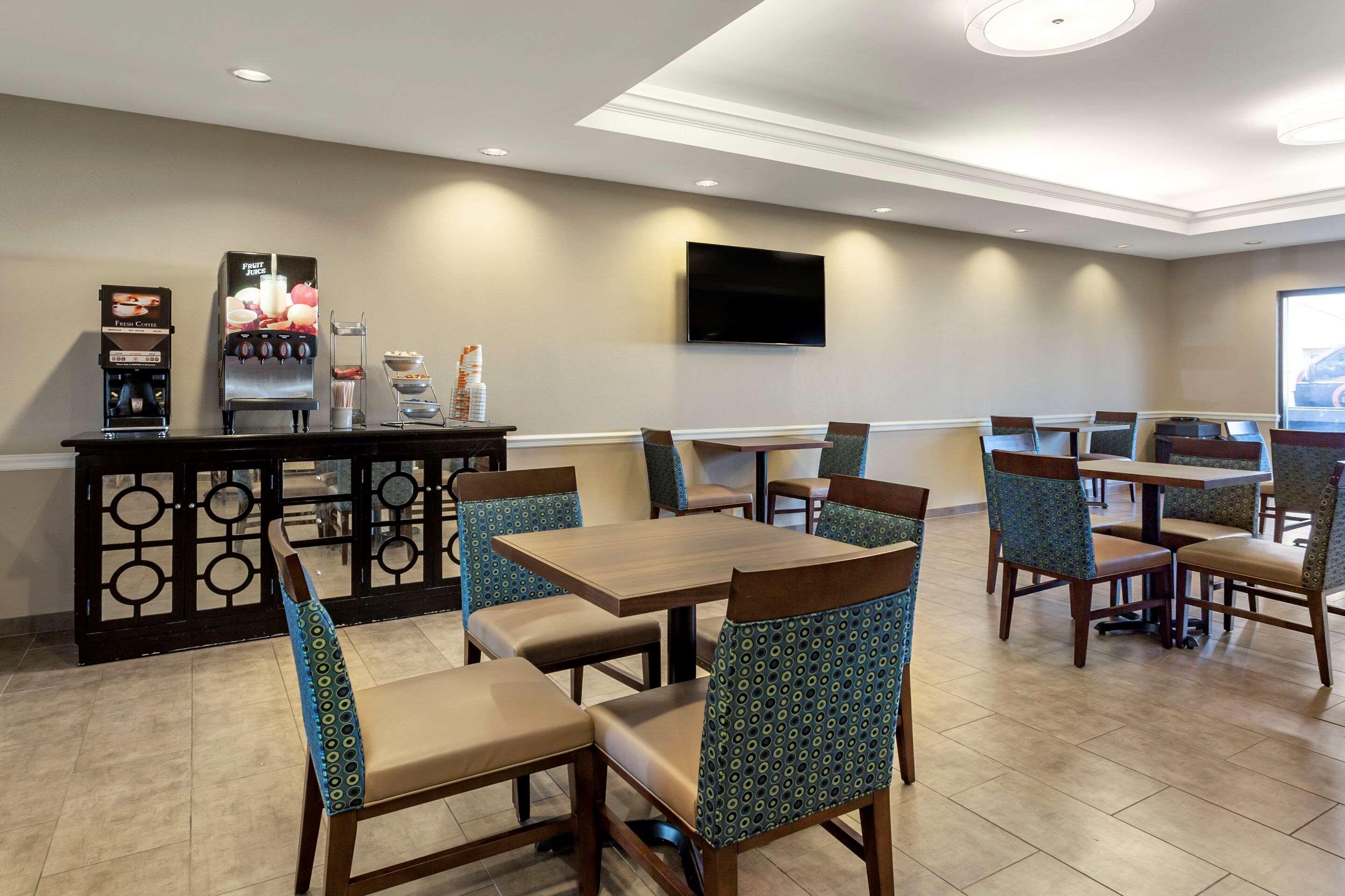 Comfort Suites Southaven I-55 Bagian luar foto