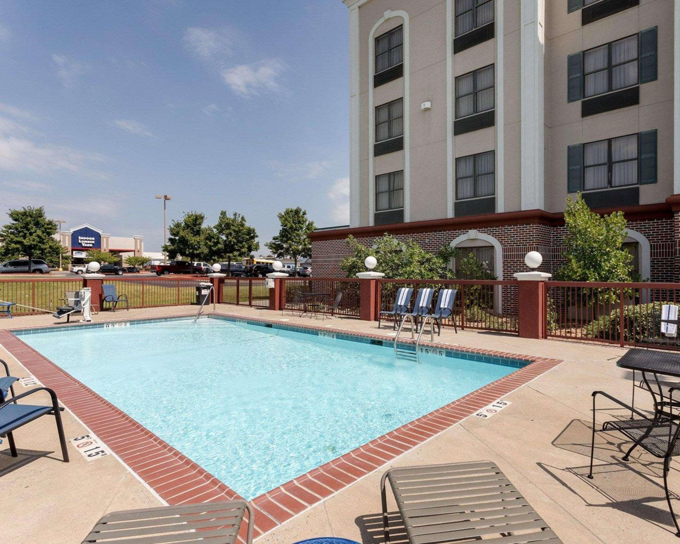 Comfort Suites Southaven I-55 Bagian luar foto
